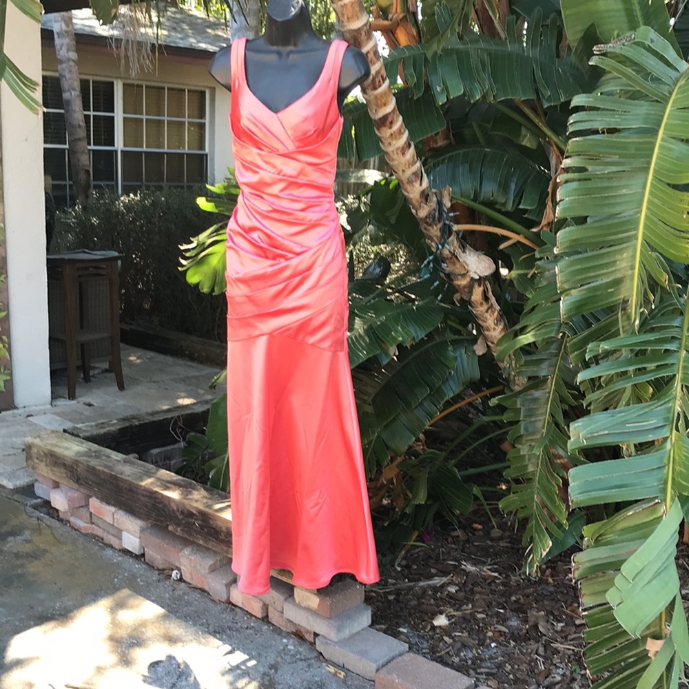 David bridal satin mermaid or trumpet dress